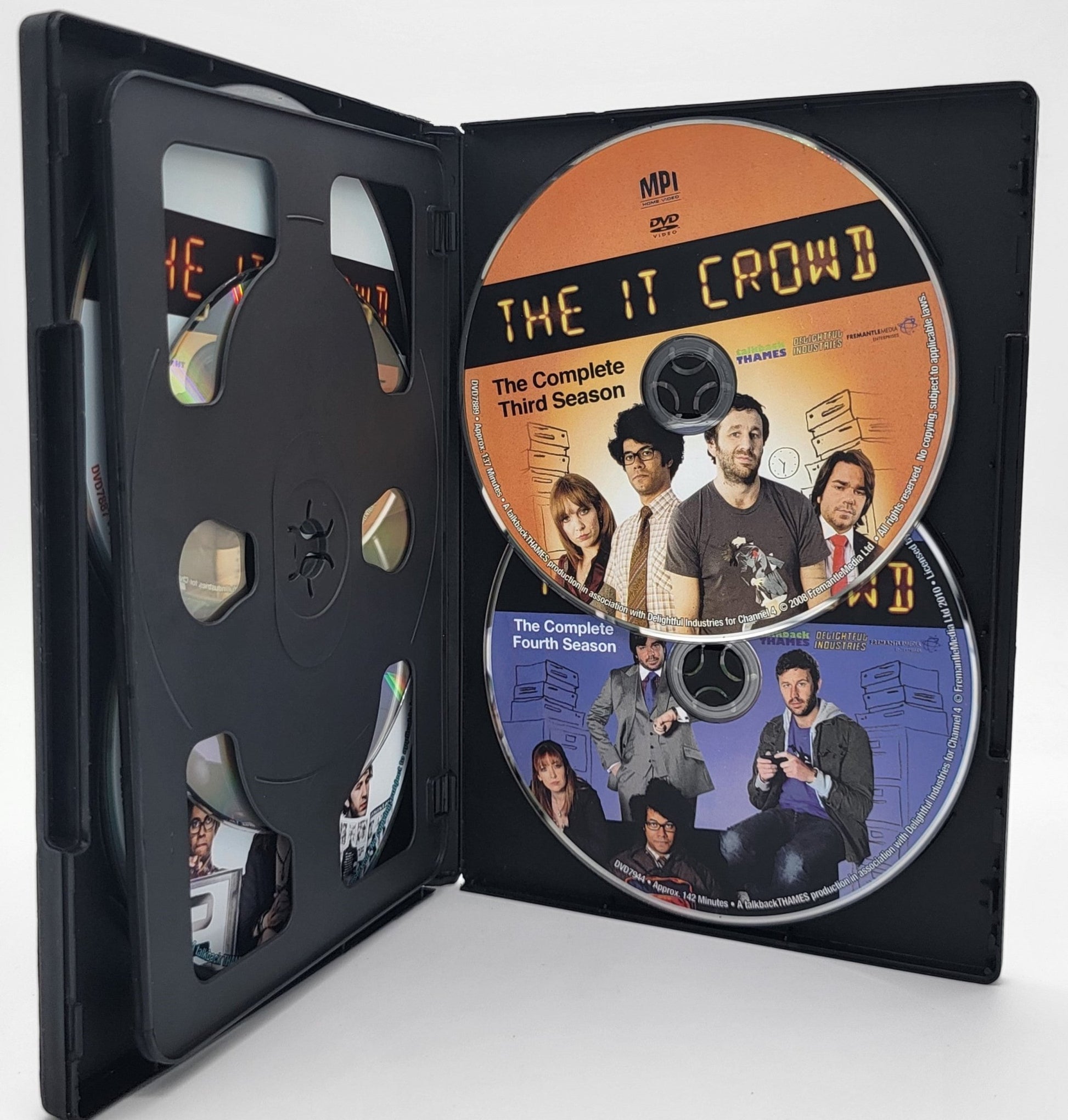 MPI Home Video - The It Crowd - Complete Series | DVD | Widescreen - 5 Disc Set - DVD - Steady Bunny Shop