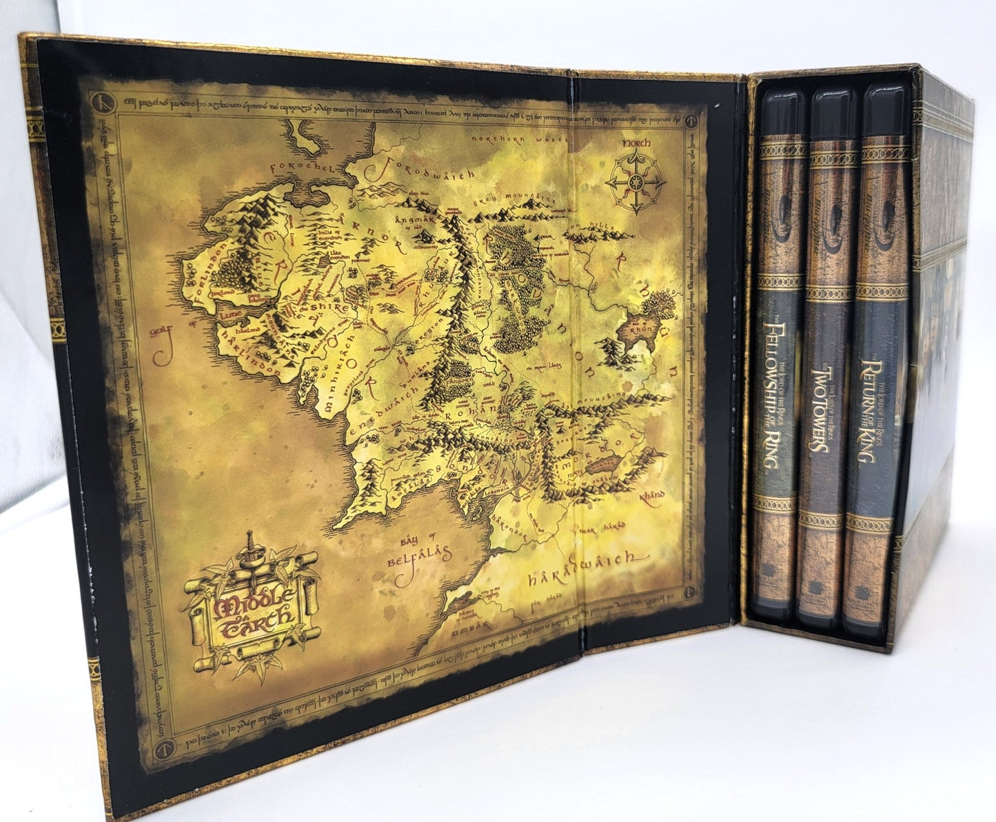 New Line Home Entertainment - The Lord of the Rings - The Motion Picture Trilogy - Extended Edition | 15 Disc Set - Blu Ray & DVD - DVD & Blu-ray - Steady Bunny Shop