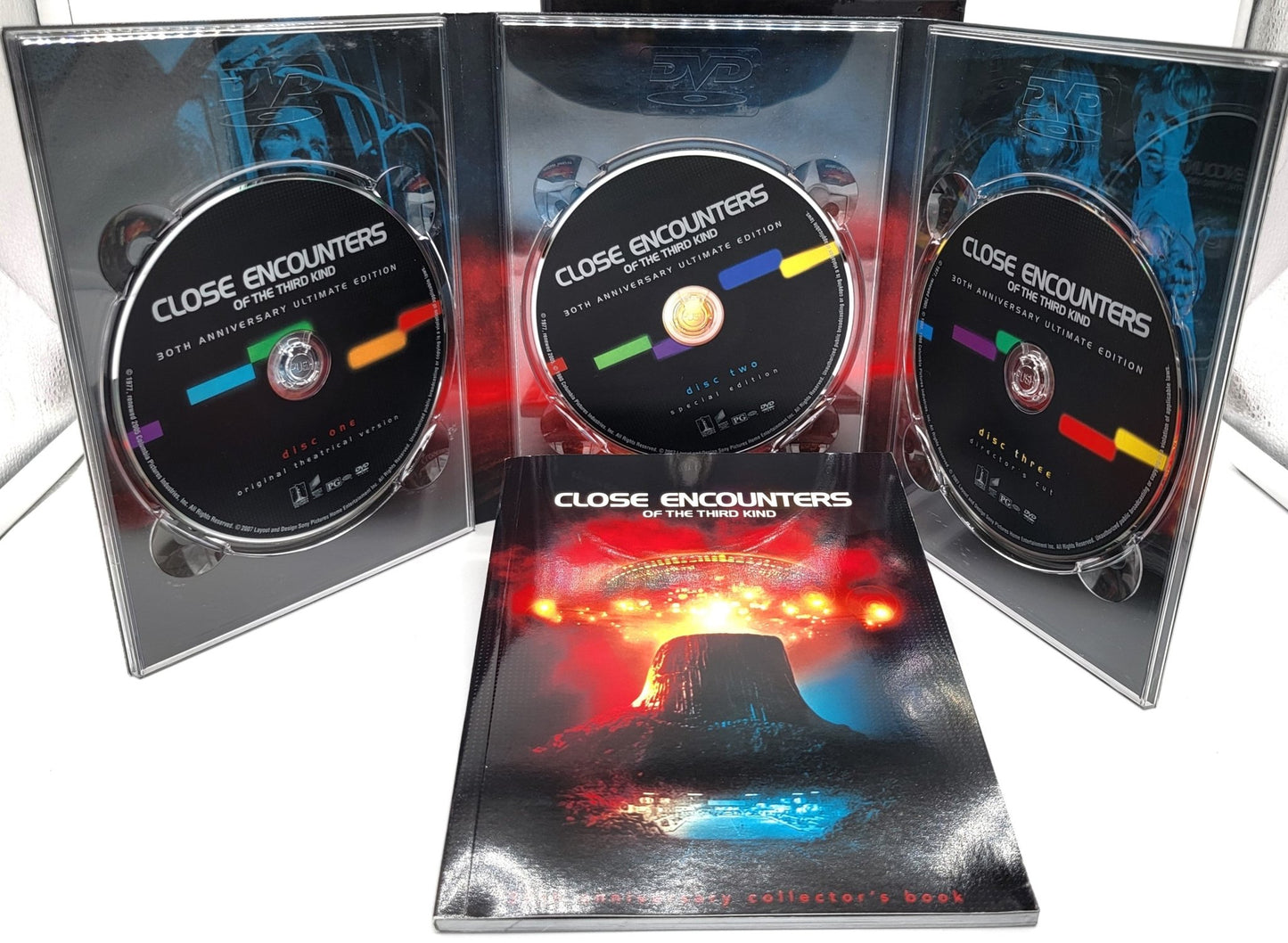 Sony Pictures - Close Encounters of the Third Kind | DVD | 30th Anniversary Ultimate Edition 3 disc set - DVD - Steady Bunny Shop