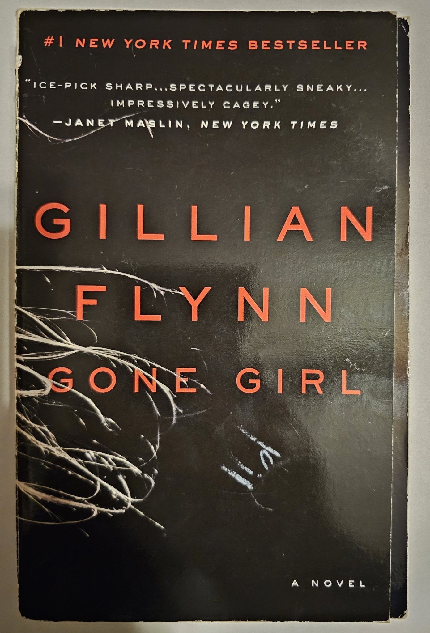 Steady Bunny Shop - Gone Girl - Gillian Flynn - Paperback Book - Steady Bunny Shop