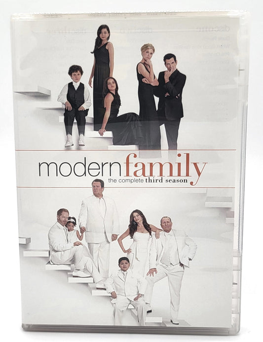 20th Century Fox - Modern Family Season 3 | DVD | Widescreen - Complete 3rd Season - 3 Disc Set - DVD - Steady Bunny Shop