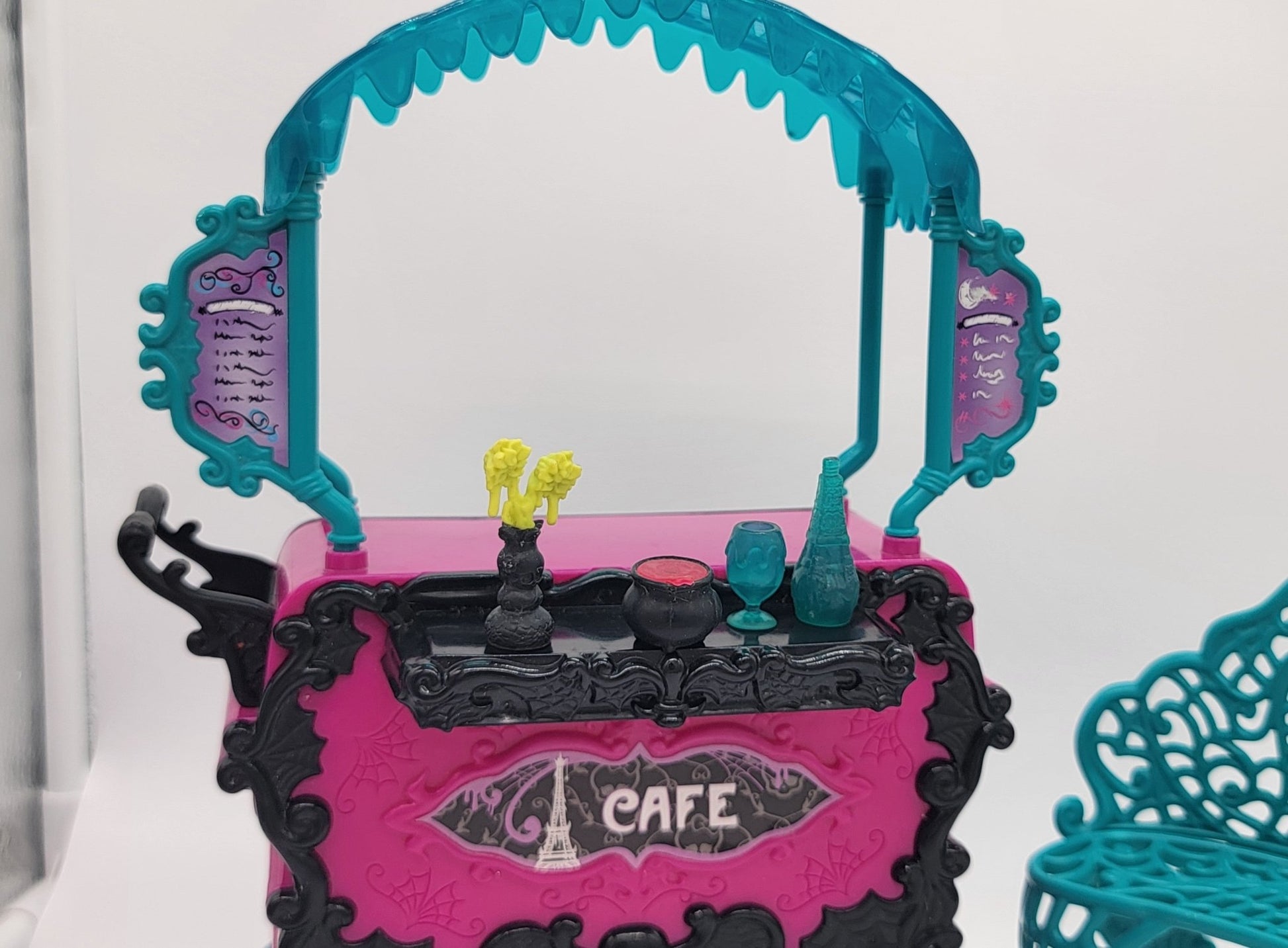 Mattel - Mattel Monster High Scaris City Of Frights Cafe Cart Playset Accessories - 2012 - Accessories - Steady Bunny Shop