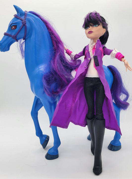 Mattel - Monster High Headless Headmistress Bloodgood with Pet Nightmare Horse - 2013 - Action Figure - Steady Bunny Shop