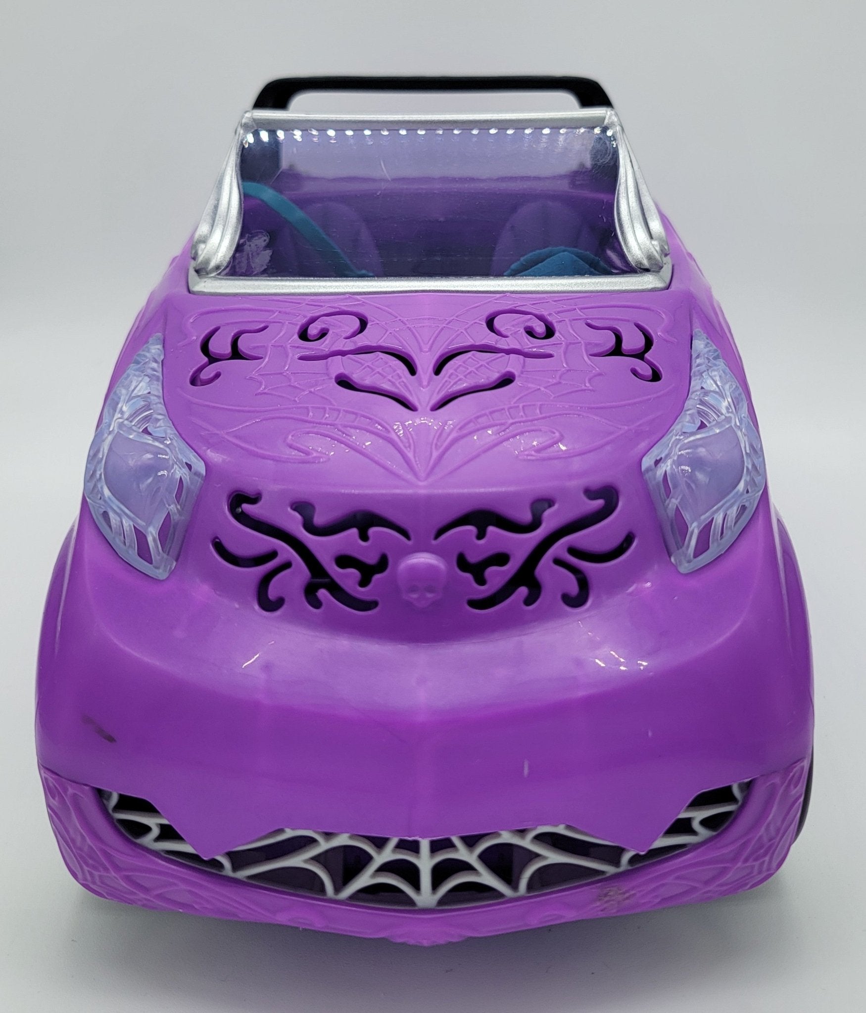 Mattel - The Monster High Scaris City of Frights Car - 2012 // Car ONLY Doll Not Included. - Accessories - Steady Bunny Shop