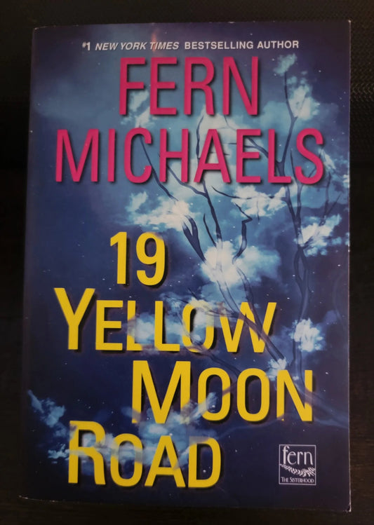 Steady Bunny Shop - 19 Yellow Moon Road - Fern Michaels - Paperback Book - Steady Bunny Shop