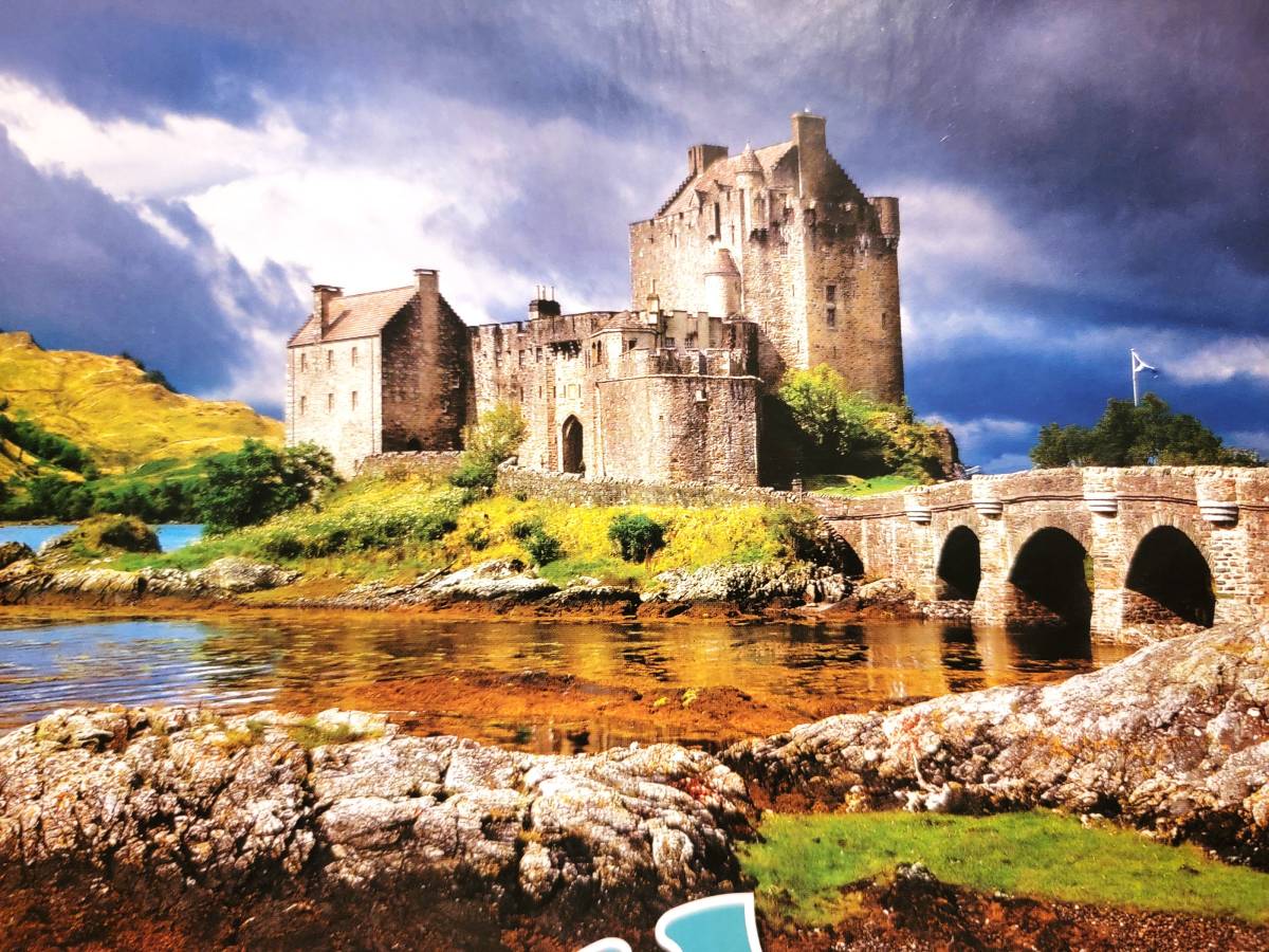 Buffalo Games & Puzzles - Majestic Castle Puzzle | 750 Pieces | Eilean Donan Castle, Scotland - Jigsaw Puzzle - Steady Bunny Shop