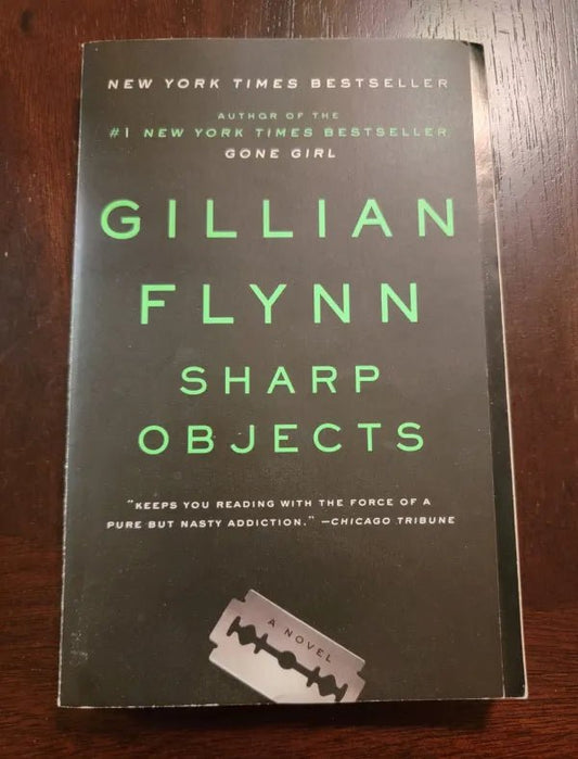 Steady Bunny Shop - Sharp Objects - Gillian Flynn - Paperback Book - Steady Bunny Shop
